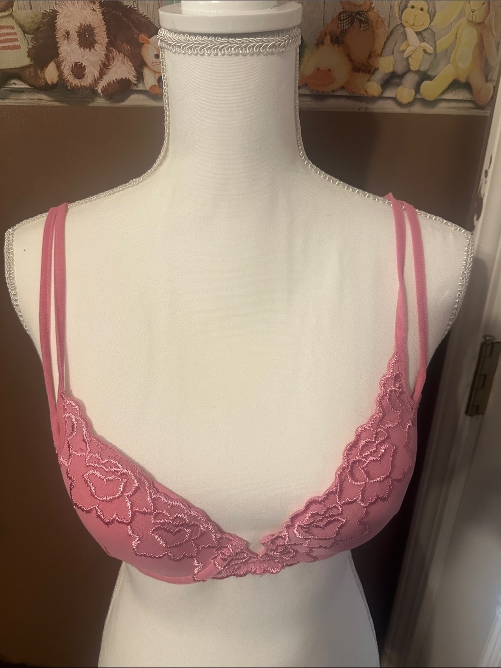 Secret treasures Pink lace bra 34b